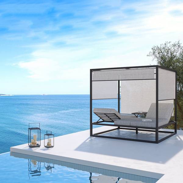 Acheter ce lit d’extérieur, c’est offrir à votre terrasse un coin d’ombre élégant et confortable, prêt à accueillir vos moments de détente